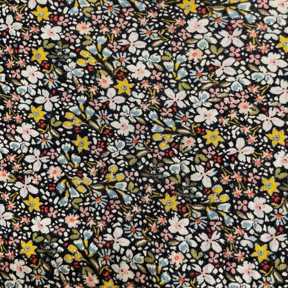 LOFT women’s Flutter sleeve shirt. Floral. Size Medium. 100% Rayon - Picture 10 of 12